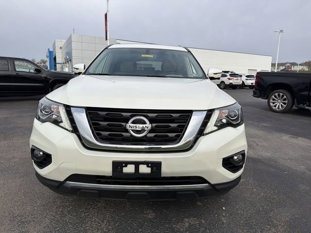 Used 2020 Nissan Pathfinder Platinum image 11