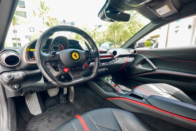 Used 2020 Ferrari 812 Superfast RWD image 66