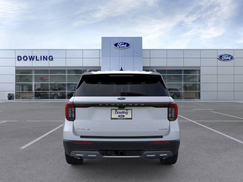 New 2026 Ford Explorer Active w/ Active Comfort Package image 5