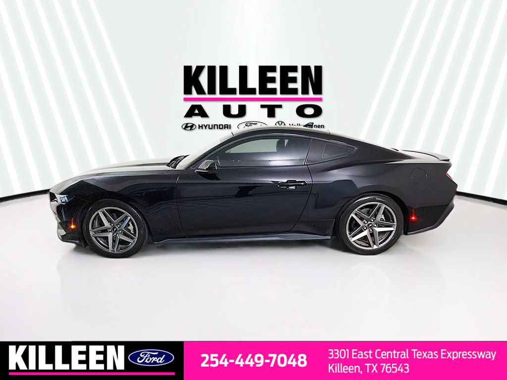 Used 2024 Ford Mustang Premium RWD image 4