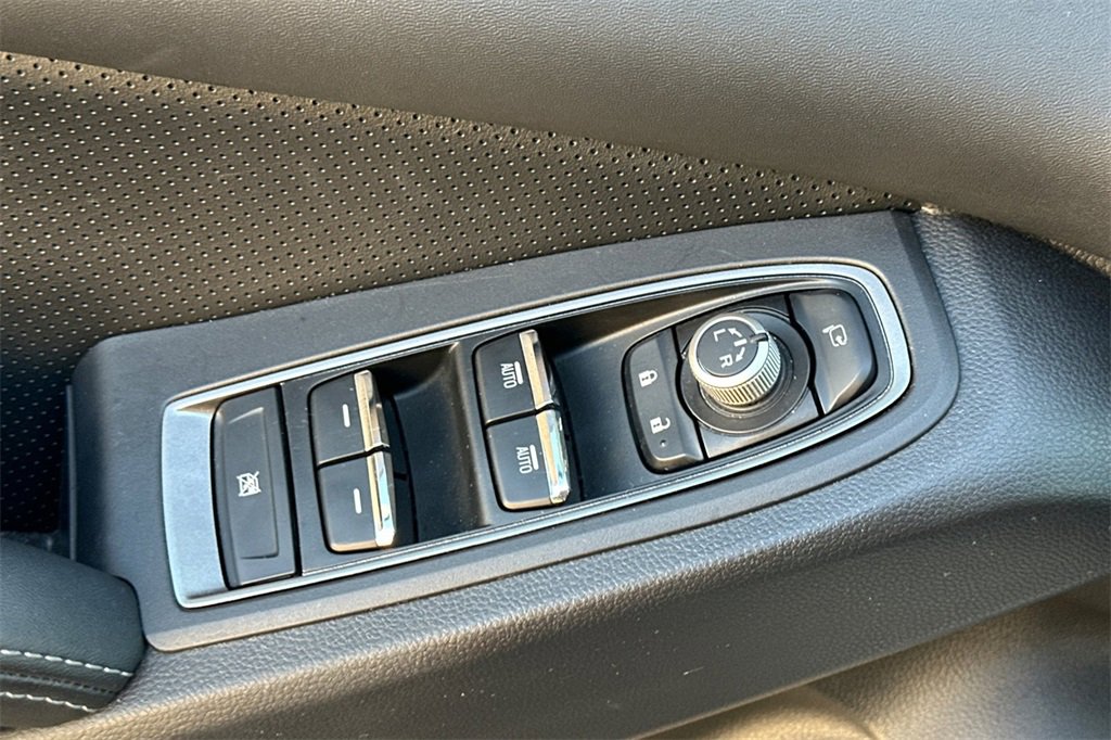 Used 2023 Subaru Ascent Limited w/ Technology Package image 12