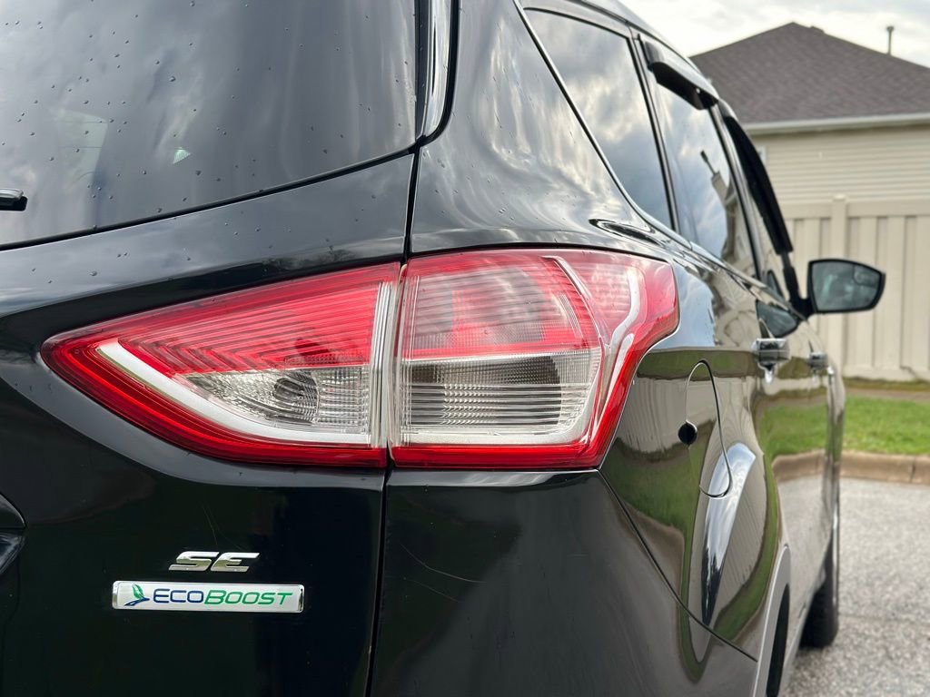 Used 2013 Ford Escape SE image 12