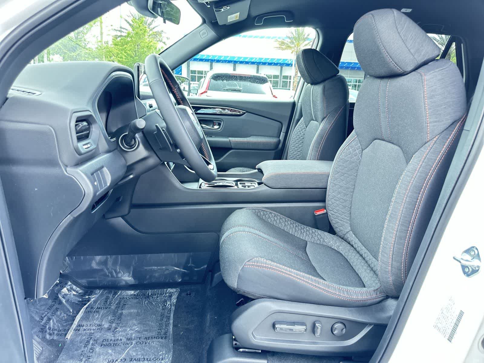 New 2026 Honda Pilot Sport image 13