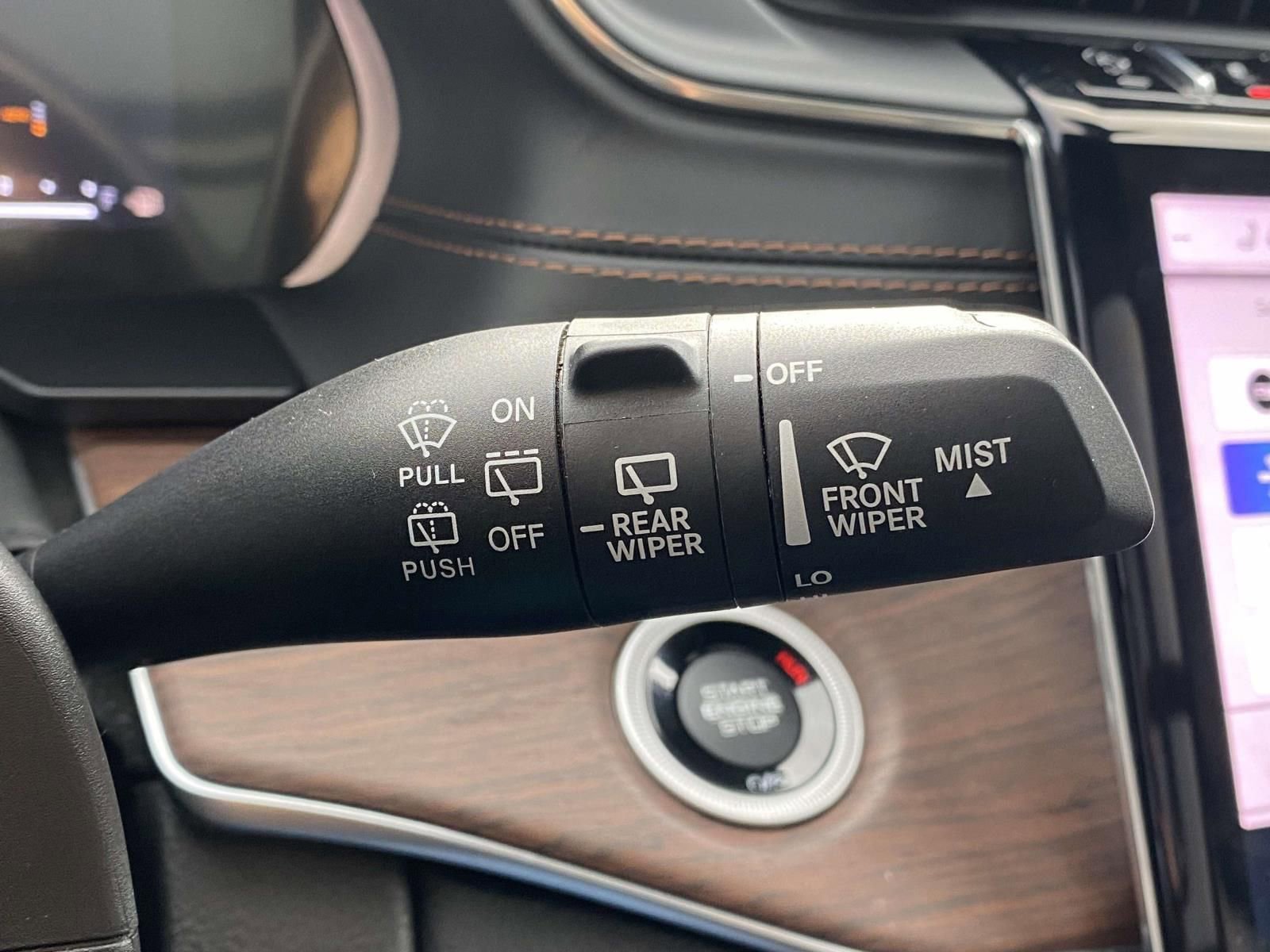 Used 2023 Jeep Grand Cherokee L Summit w/ High Altitude Package image 25