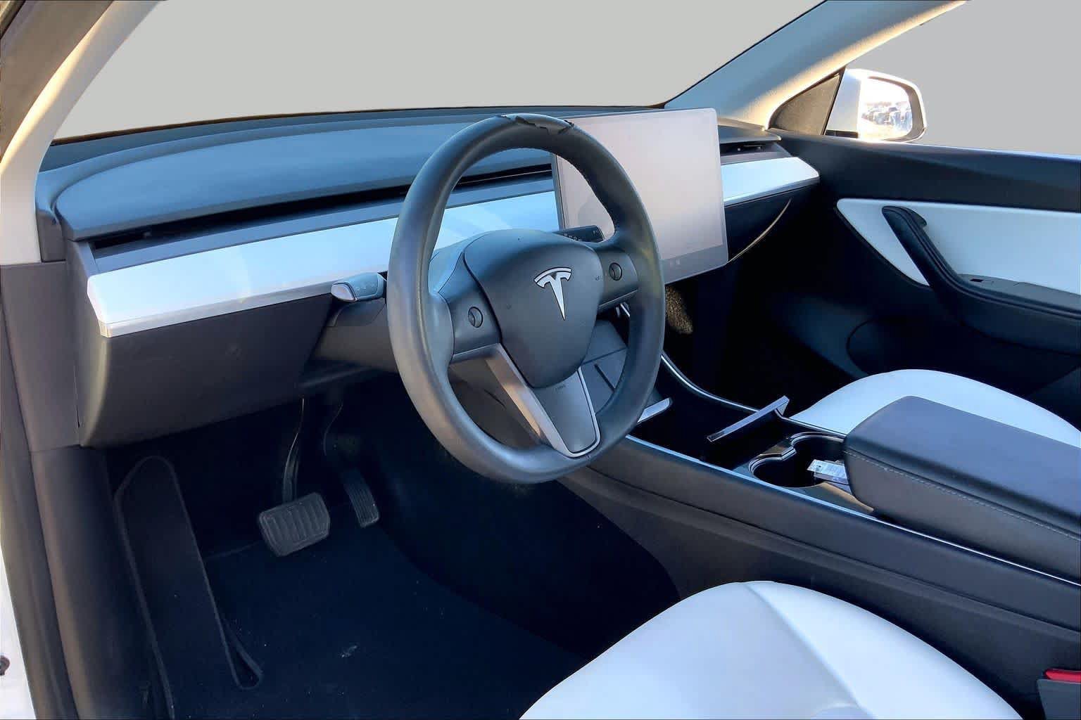 Used 2020 Tesla Model Y Long Range AWD/4WD image 17