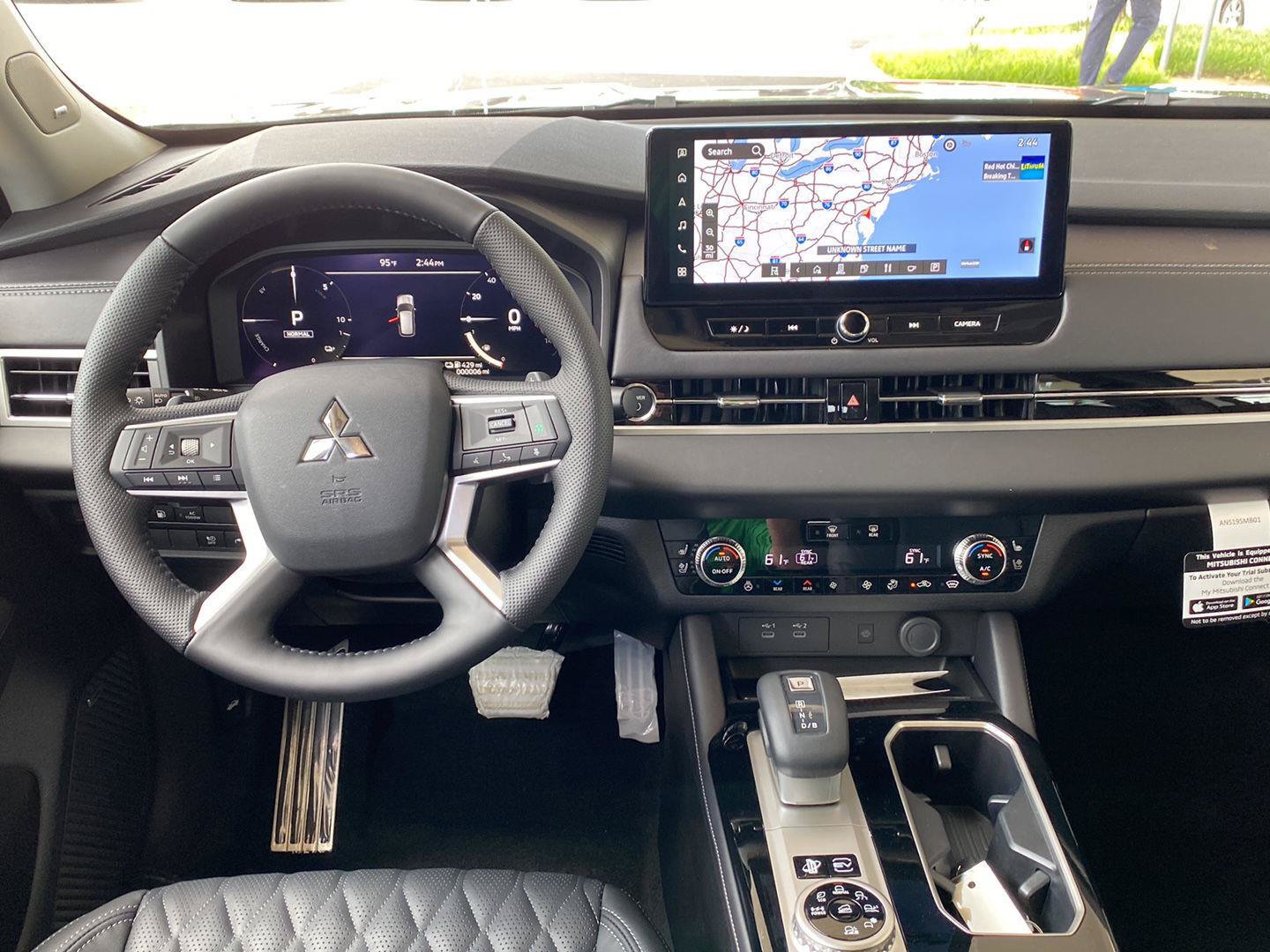 New 2026 Mitsubishi Outlander SEL AWD/4WD image 15