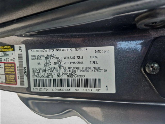 Used 2017 Toyota Tacoma SR RWD image 23