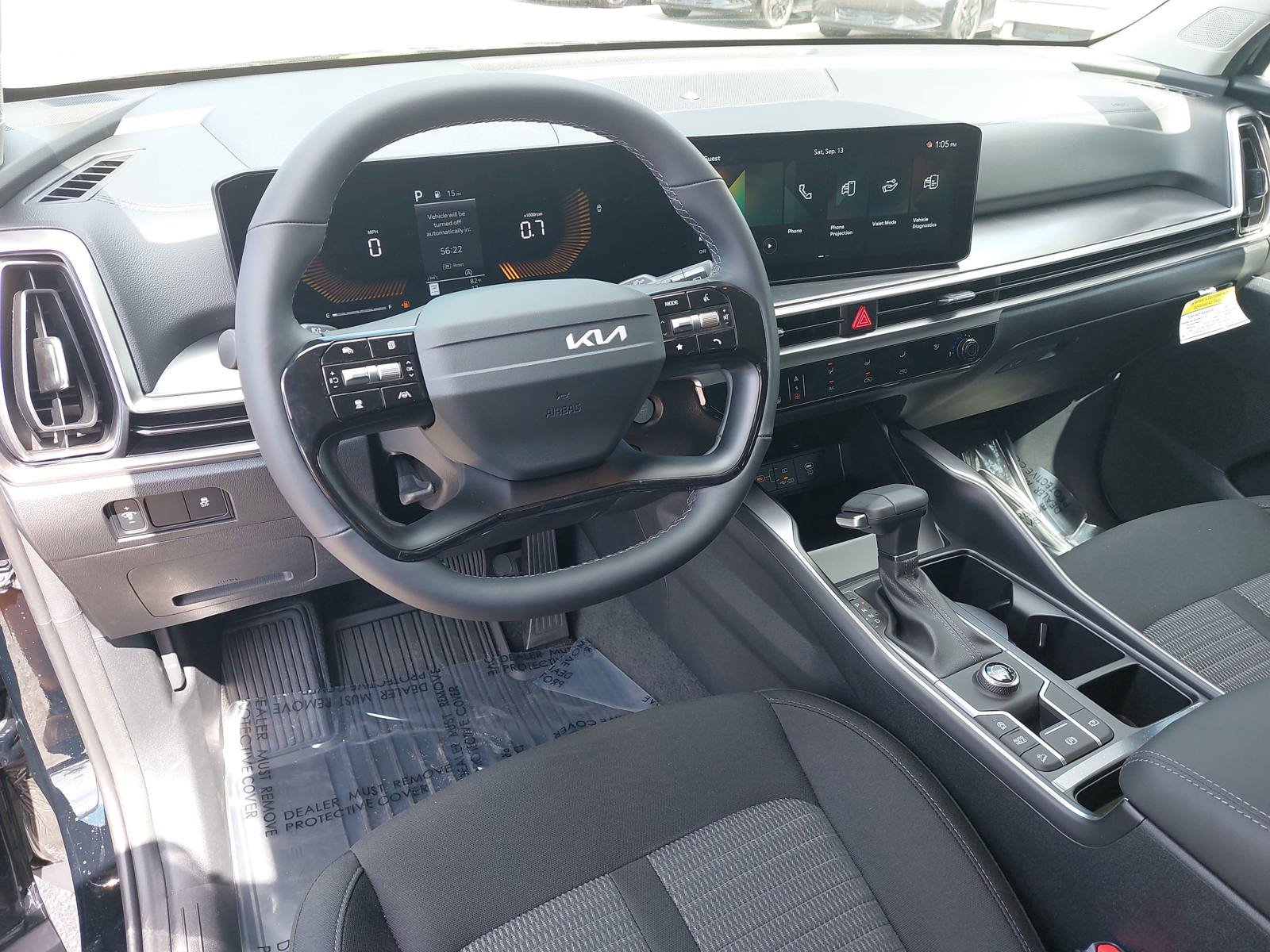 New 2026 Kia Sorento LX FWD image 17
