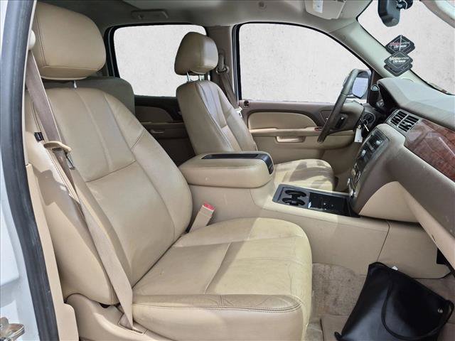 Used 2011 GMC Sierra 1500 SLT w/ SLT Convenience Package AWD/4WD image 12