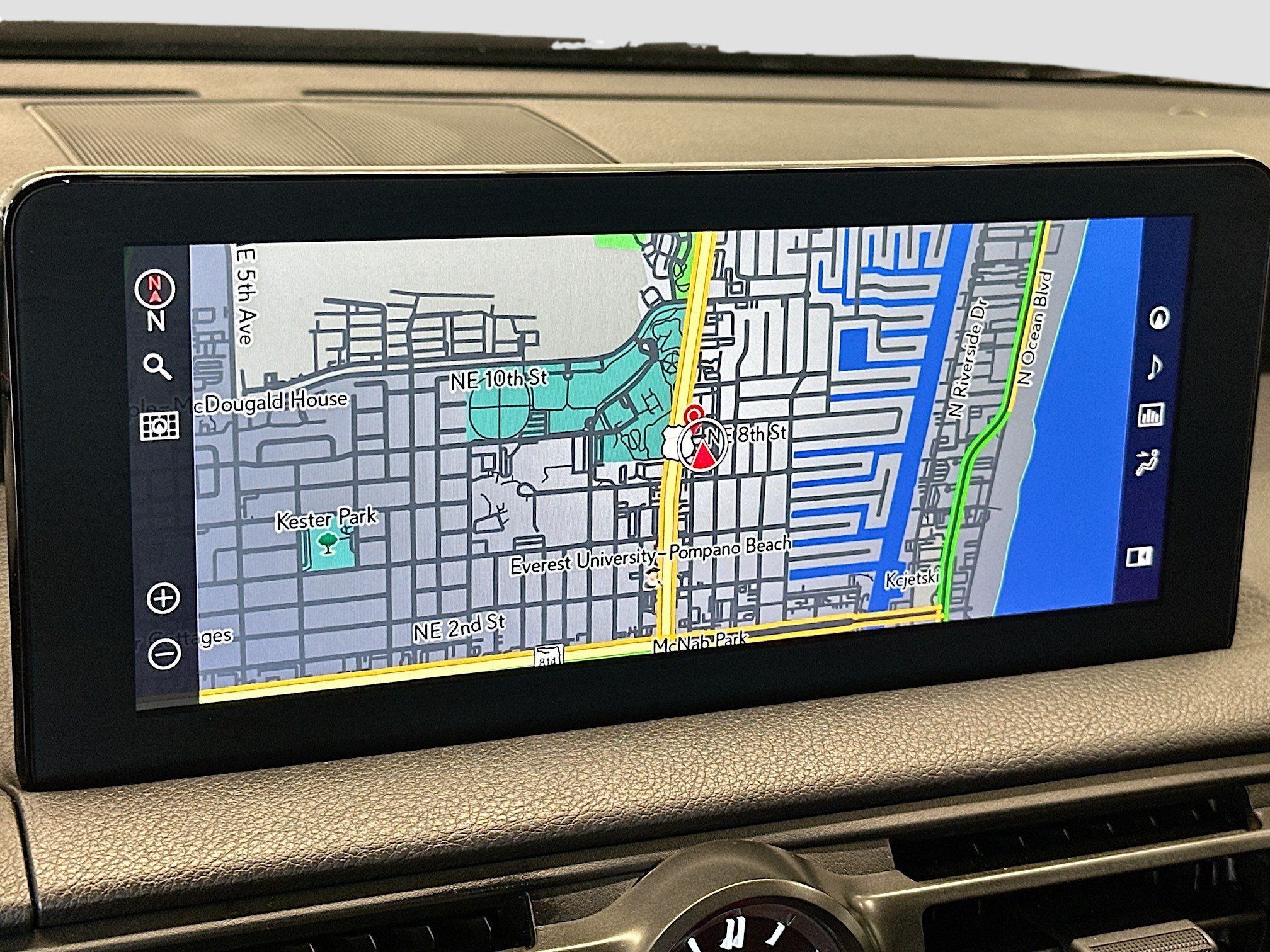Used 2024 Lexus IS 350 F Sport w/ Navigation Package RWD image 13