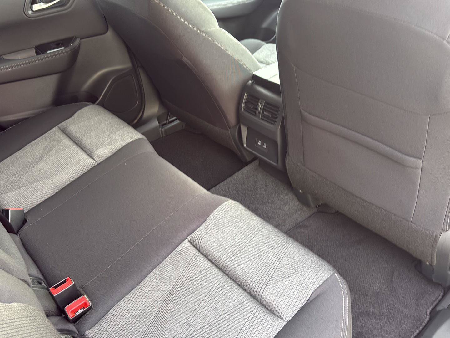 New 2026 Nissan Rogue SV w/ Cold Weather Package FWD image 25