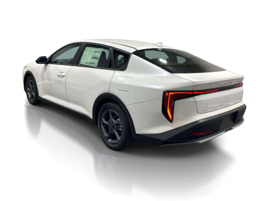 New 2026 Kia K4 FWD image 2