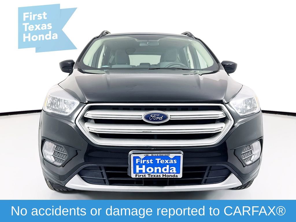 Used 2018 Ford Escape SE image 2