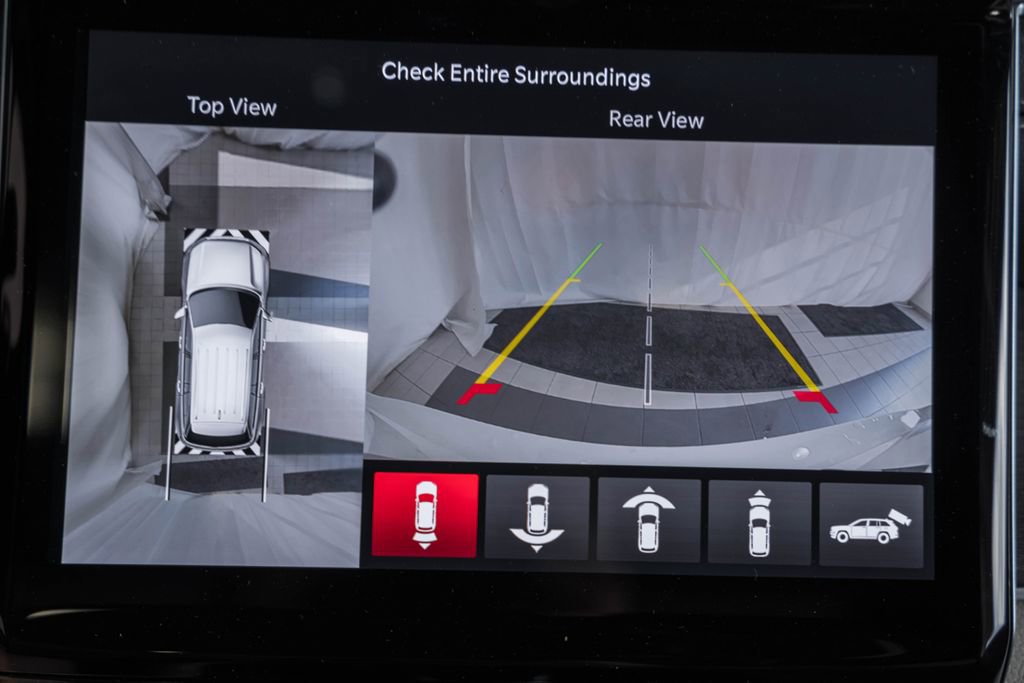 New 2025 Jeep Grand Cherokee L Limited w/ Luxury Tech Group II image 42