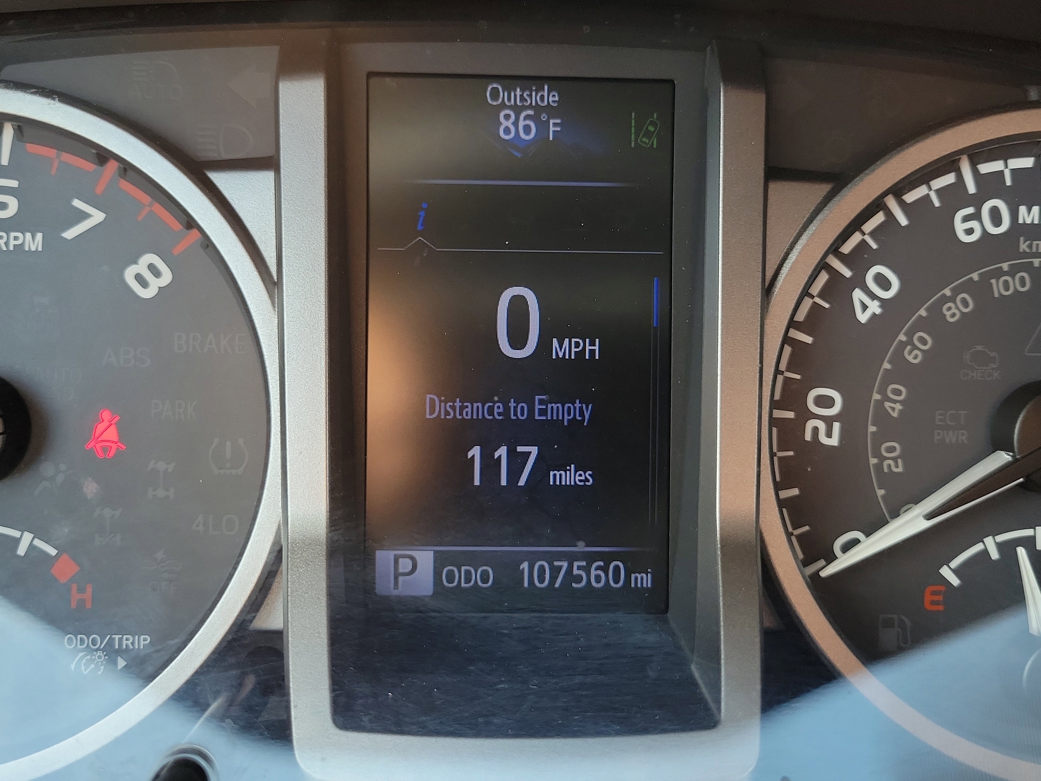 Used 2019 Toyota Tacoma SR5 AWD/4WD image 23