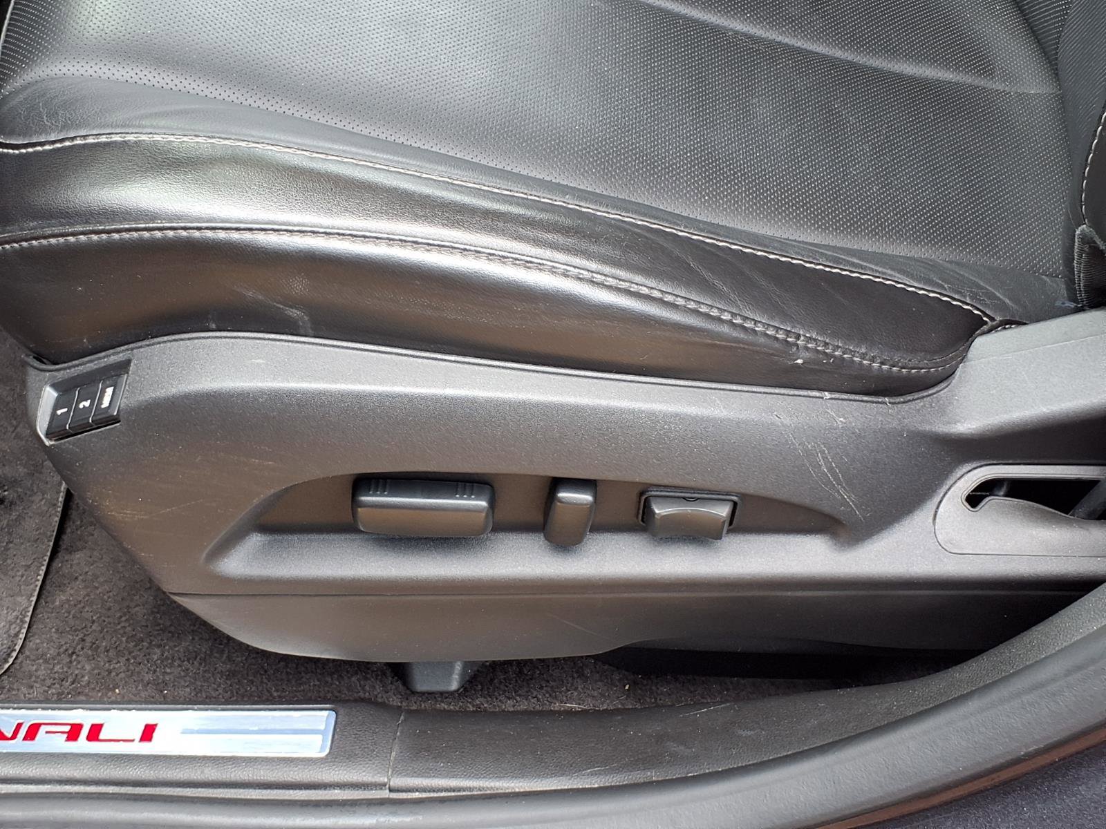 Used 2016 GMC Terrain Denali FWD image 4