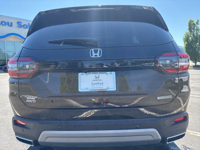 Used 2025 Honda Pilot Touring image 6