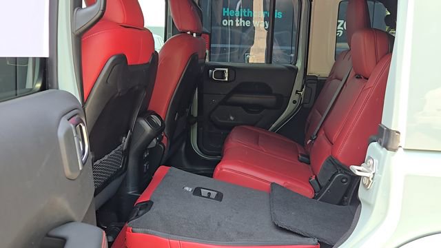 Certified 2024 Jeep Wrangler Unlimited Rubicon 392 image 29