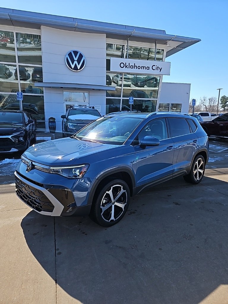 Used 2025 Volkswagen Taos SEL