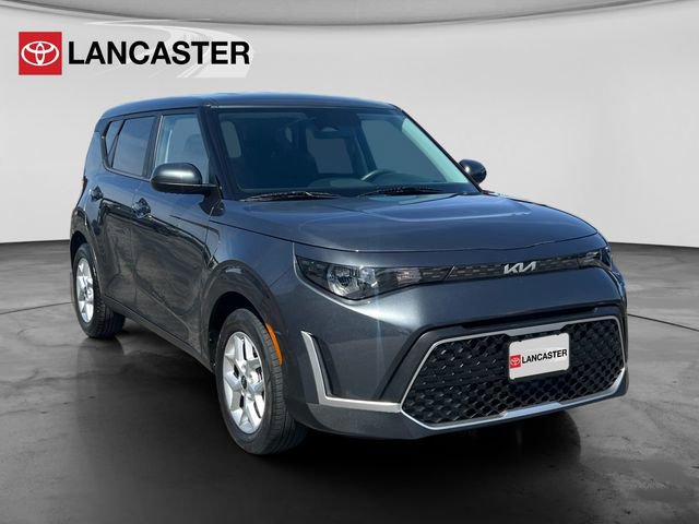 Used 2023 Kia Soul LX w/ LX Technology Package image 1
