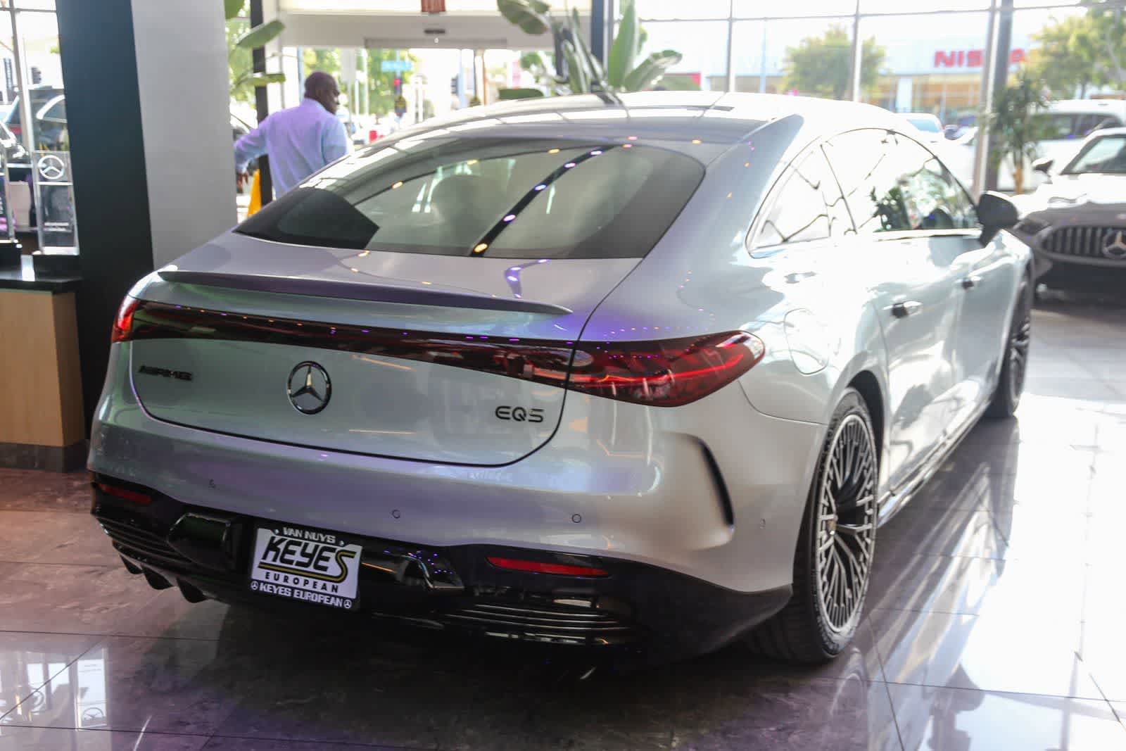 New 2025 Mercedes-Benz EQS AMG 4MATIC image 4