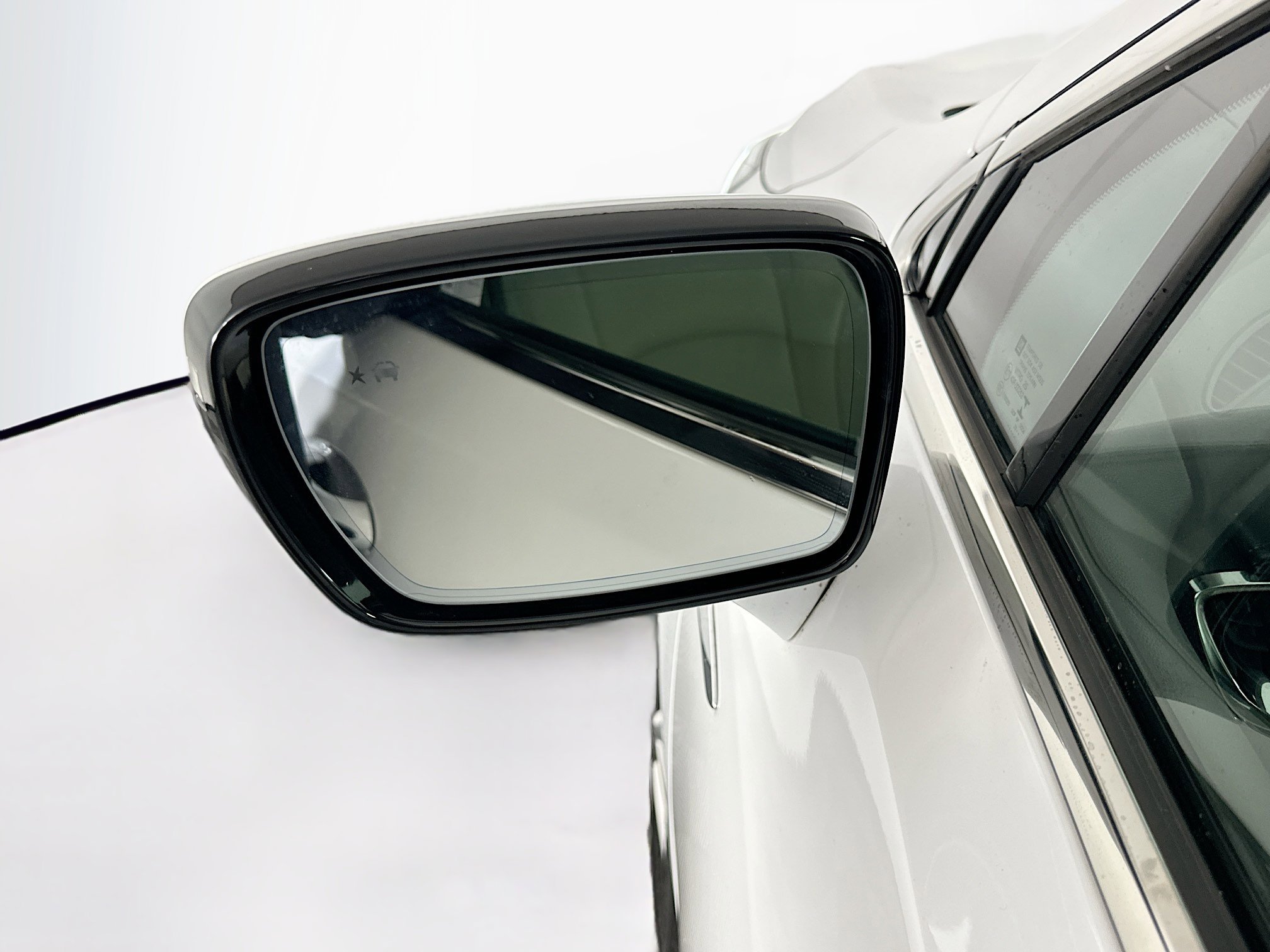 Used 2023 Buick Enclave Premium w/ Experience Buick Package image 16