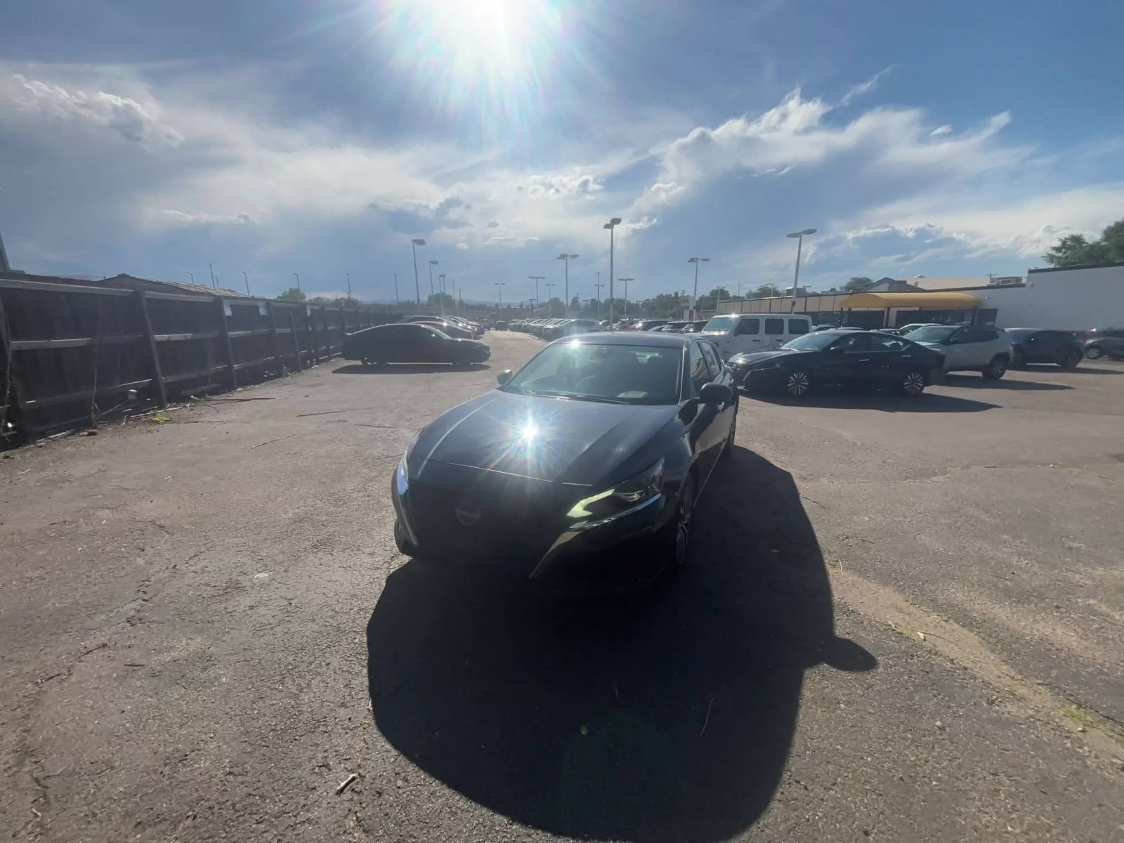 Used 2025 Nissan Altima 2.5 SV FWD image 16