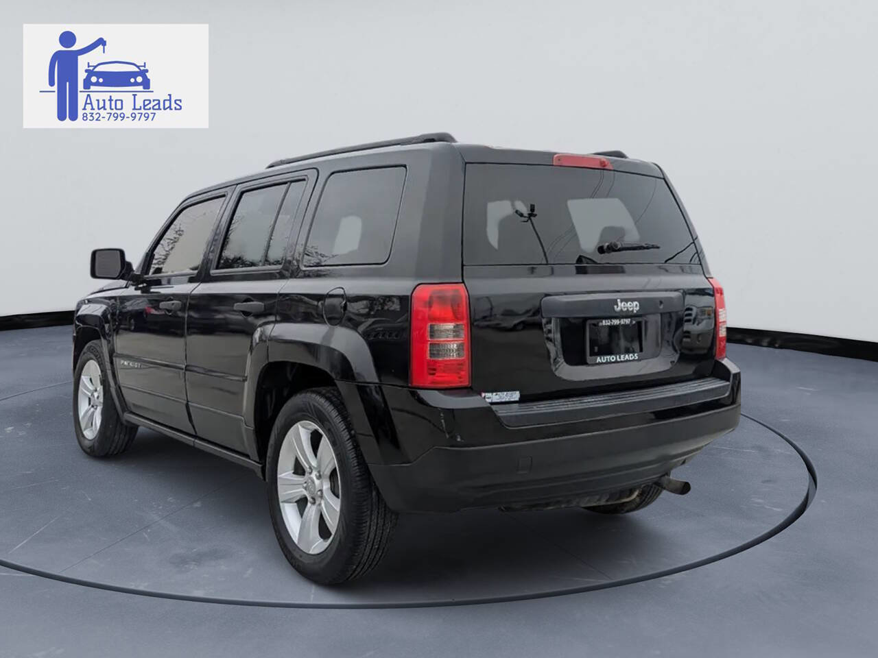 Used 2013 Jeep Patriot Sport w/ Tire & Wheel Group image 6