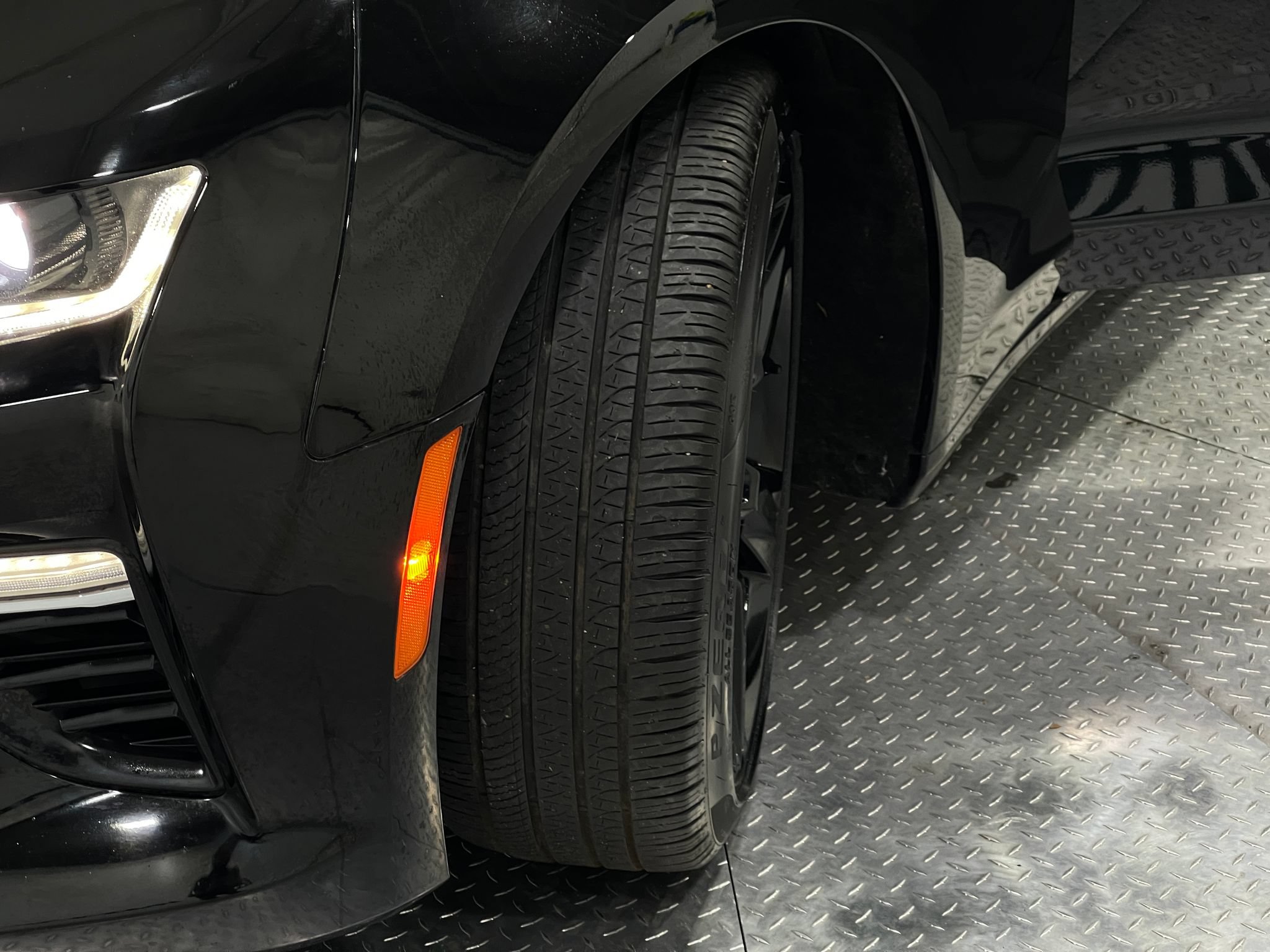 Used 2018 Chevrolet Camaro SS RWD image 34