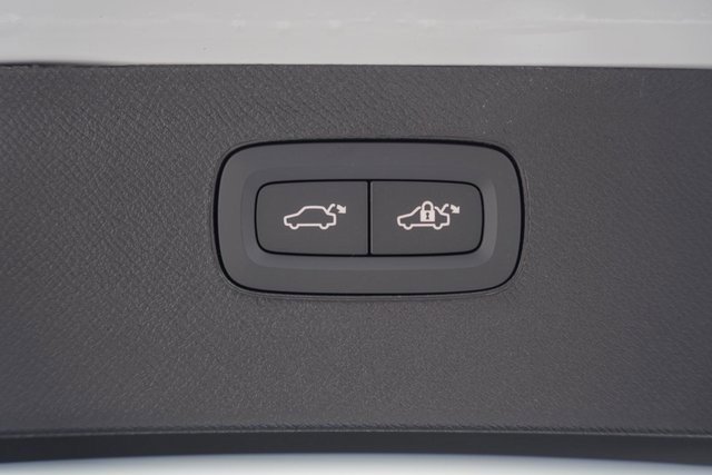 New 2026 Volvo XC90 B6 Ultra w/ Lounge Package image 10