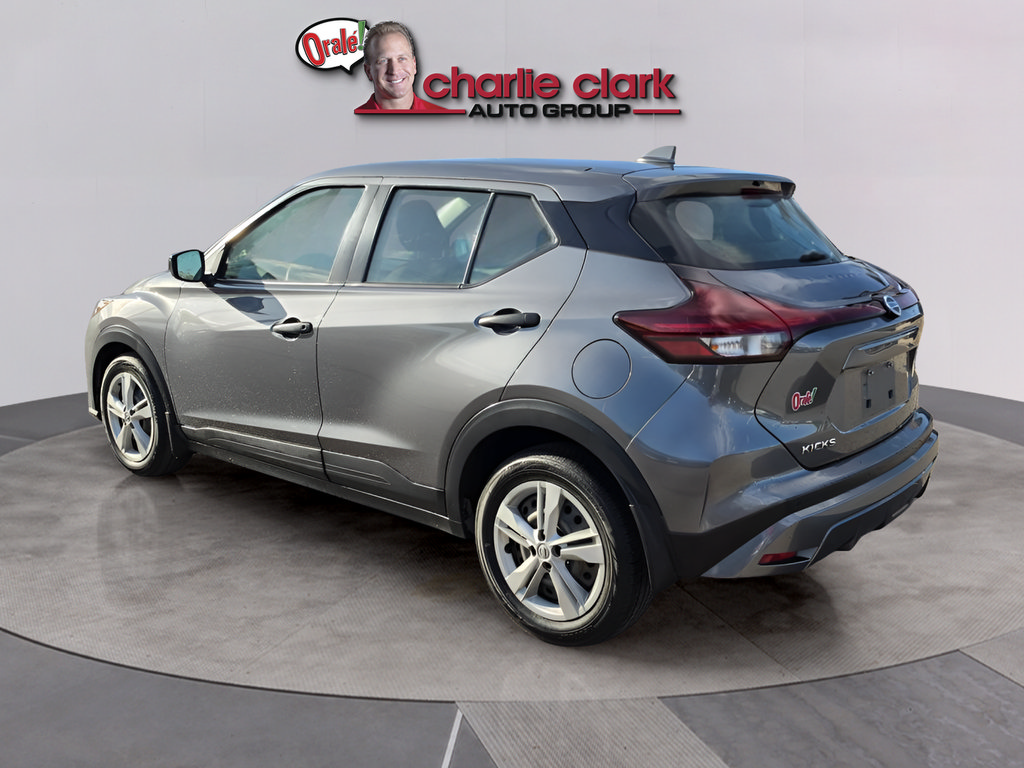 Used 2021 Nissan Kicks S FWD image 4