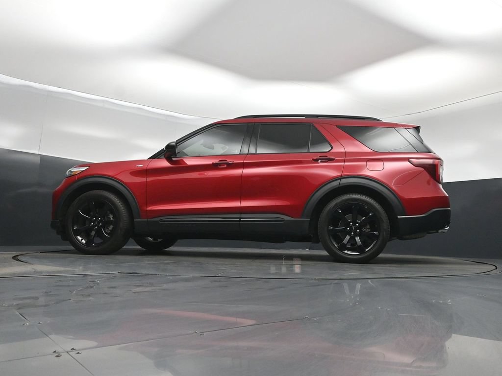 Certified 2024 Ford Explorer ST-Line w/ Class IV Trailer Tow Package RWD image 7