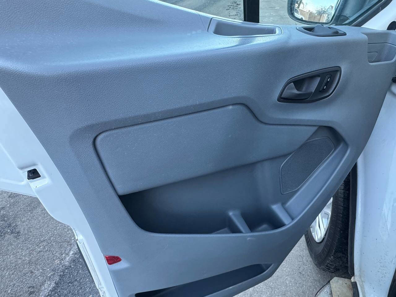 Used 2017 Ford Transit 250 130 Low Roof w/ Exterior Upgrade Package image 21