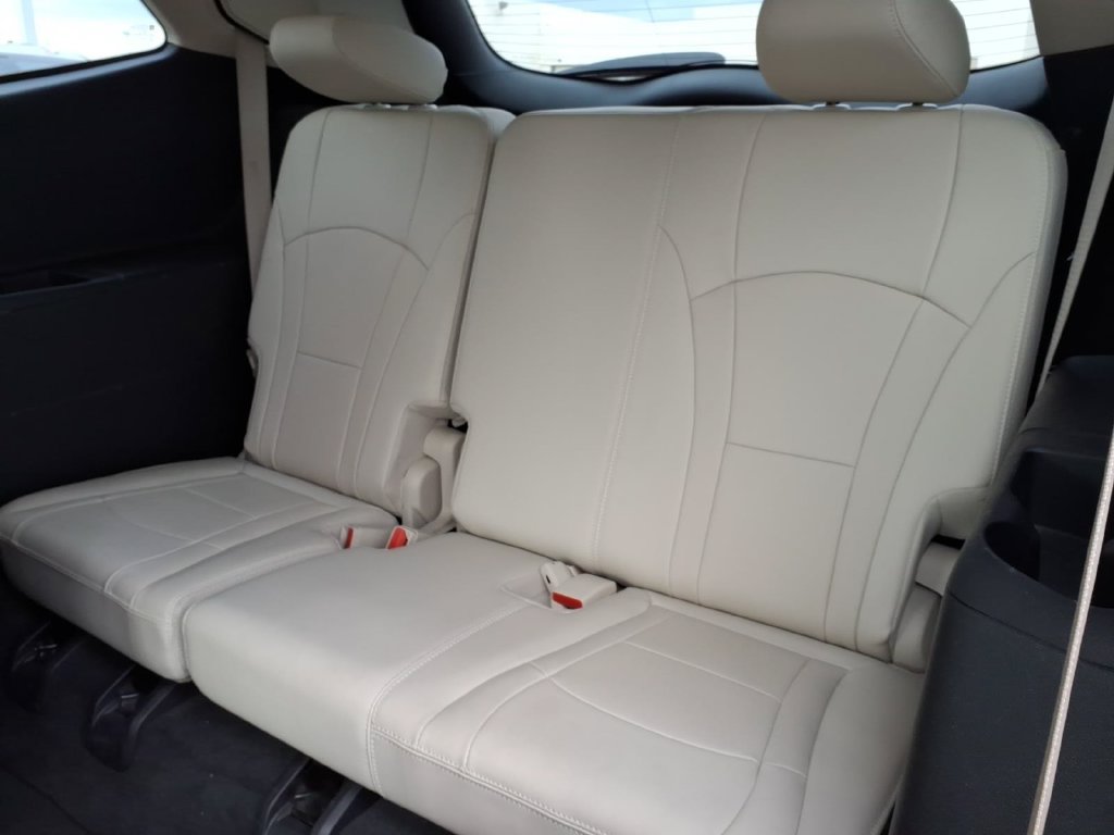 Certified 2023 Buick Enclave Essence AWD/4WD image 9