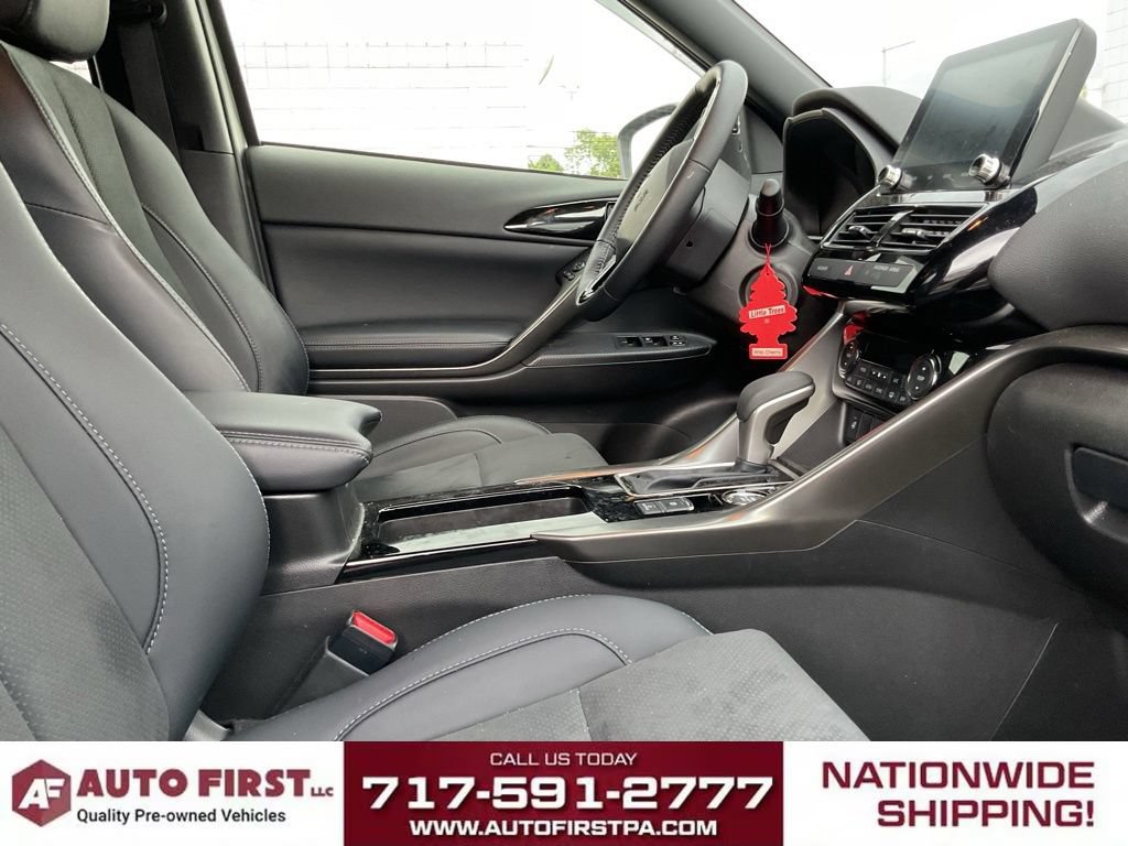 Used 2025 Mitsubishi Eclipse Cross AWD image 14