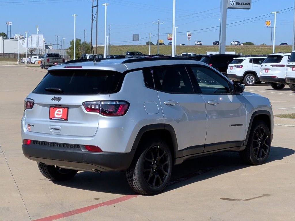 New 2026 Jeep Compass Latitude AWD/4WD image 8