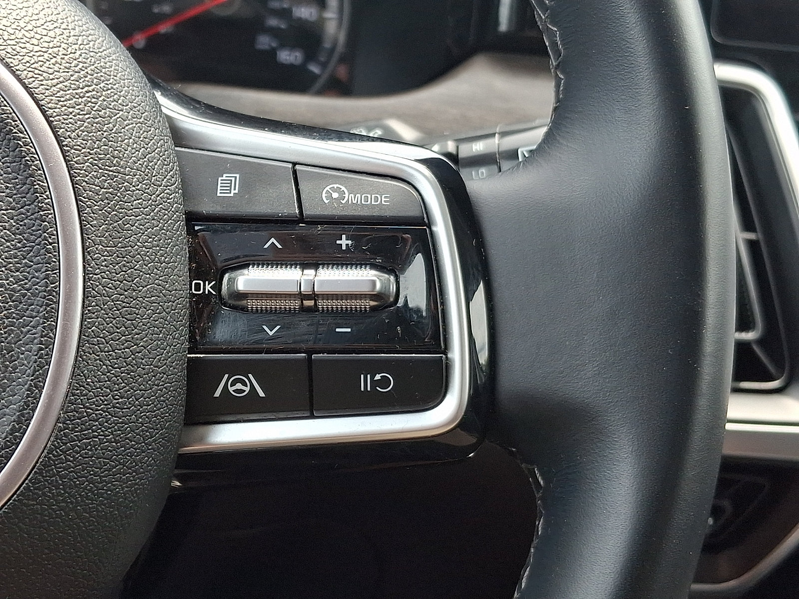 Used 2022 Kia Sorento S AWD/4WD image 22