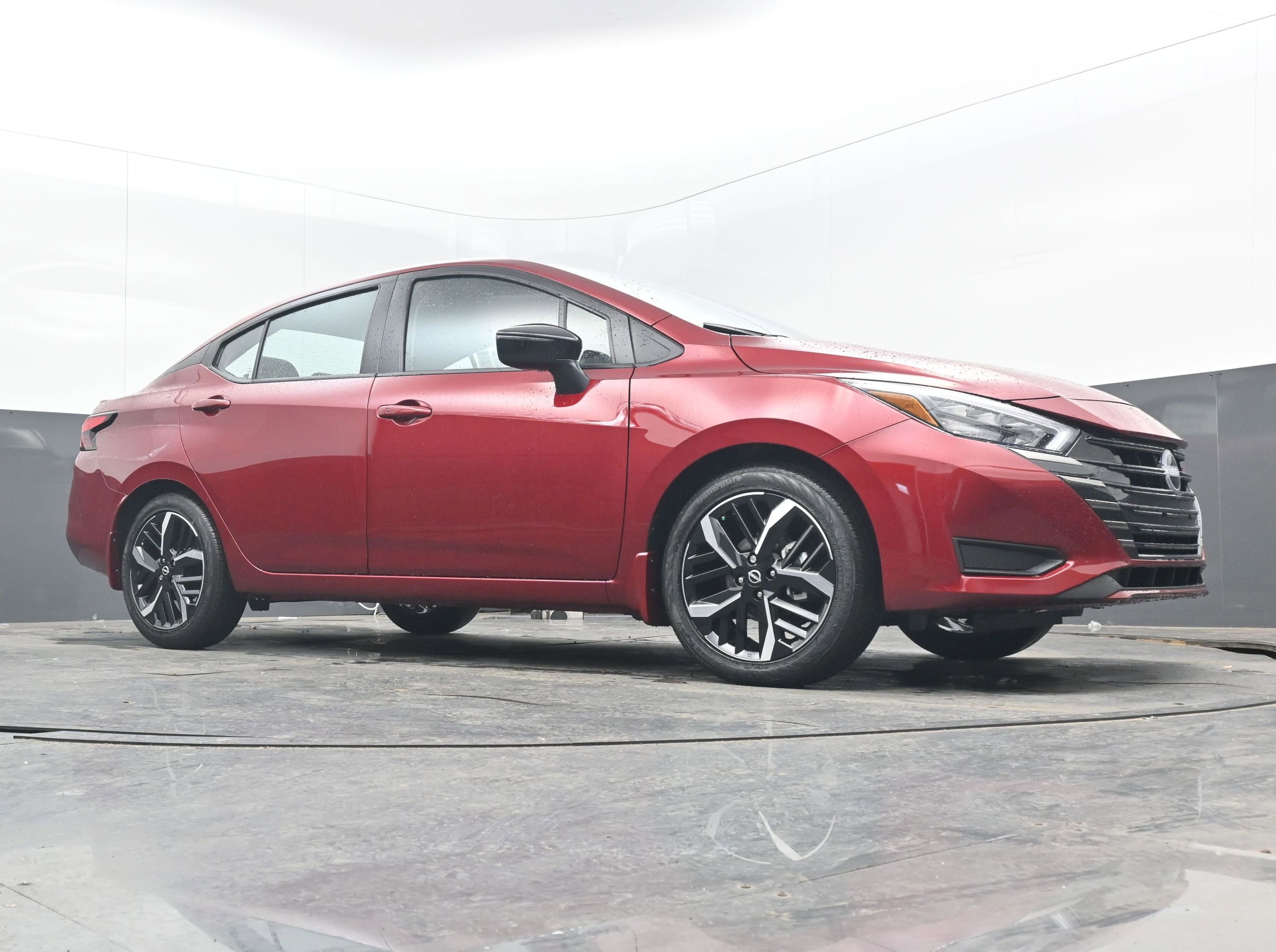 New 2025 Nissan Versa SR image 22