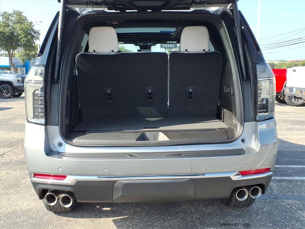 New 2026 Chevrolet Tahoe Premier AWD/4WD image 12