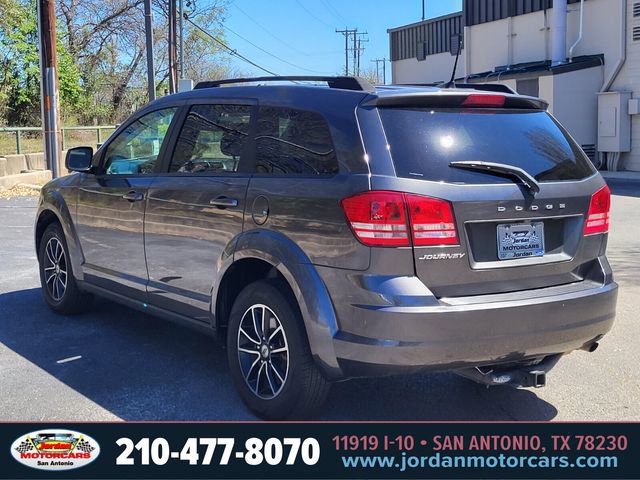 Used 2018 Dodge Journey SE w/ Popular Equipment Group image 3