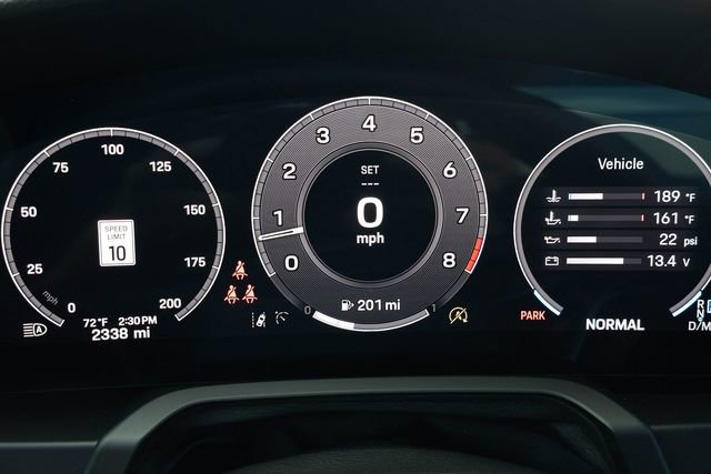 Used 2025 Porsche 911 Carrera image 3
