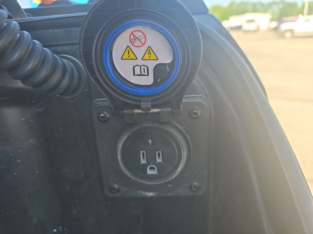 Used 2021 RAM 1500 Limited AWD/4WD image 15