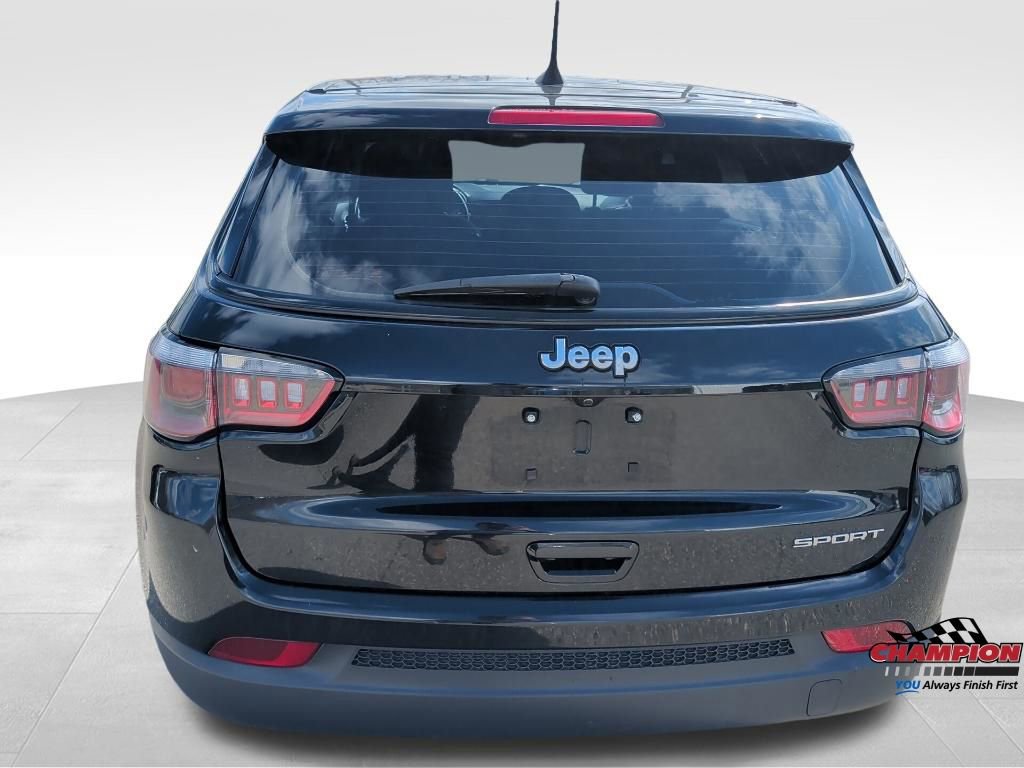 Used 2019 Jeep Compass Sport image 12