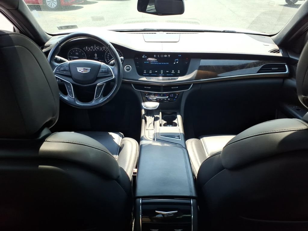 Used 2018 Cadillac CT6 Luxury AWD/4WD image 18