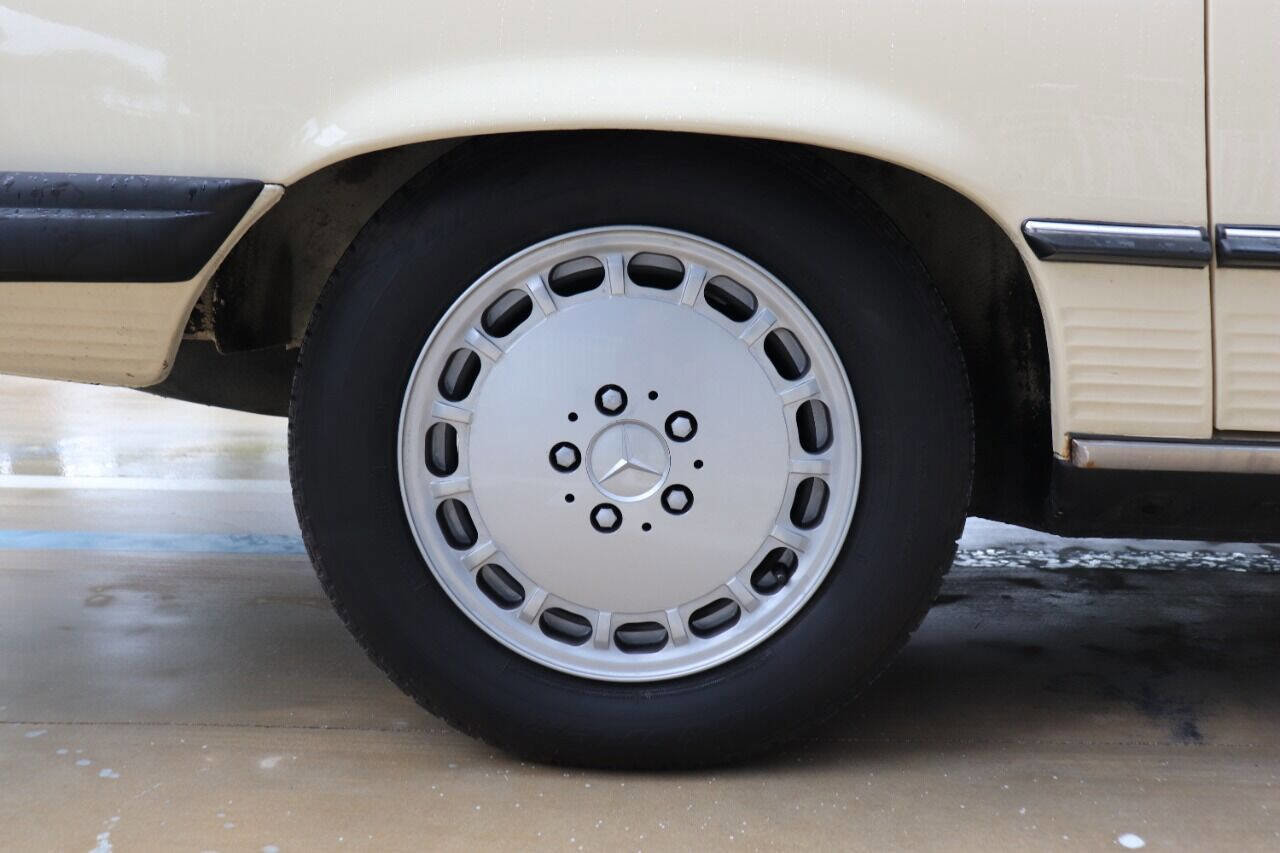 Used 1987 Mercedes-Benz 560 SL image 12