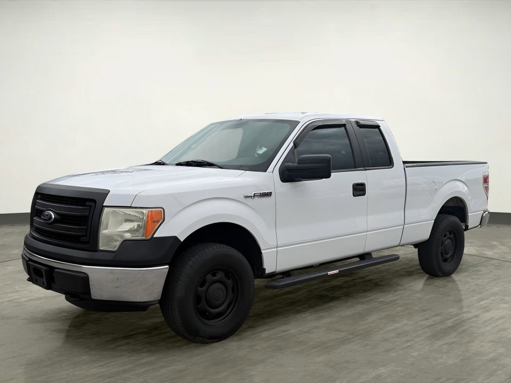 Used 2014 Ford F150 XL w/ Equipment Group 101A Mid AWD/4WD image 2