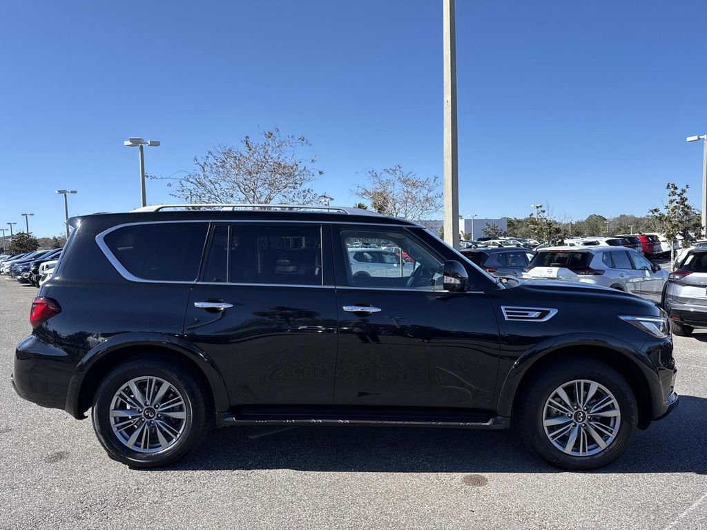 Used 2024 INFINITI QX80 Luxe image 2