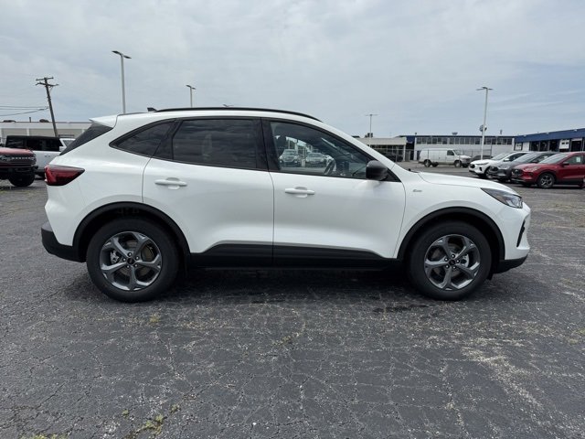 New 2025 Ford Escape ST-Line w/ Cold Weather Package image 10