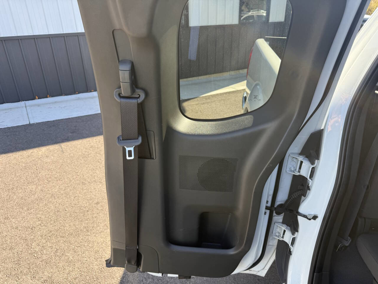 Used 2019 Nissan Frontier SV RWD image 17