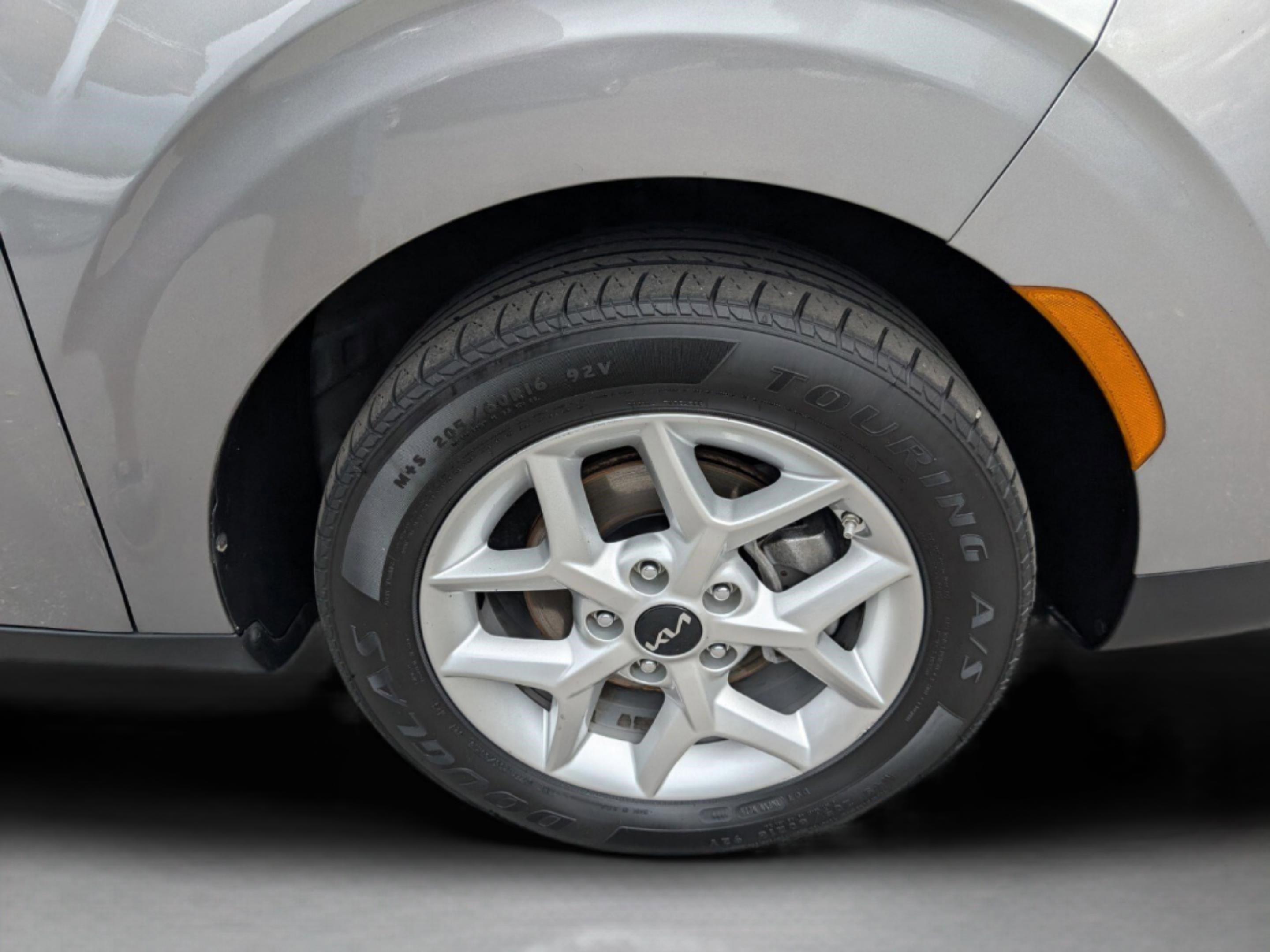 Used 2024 Kia Soul LX w/ Option Group 015 image 34